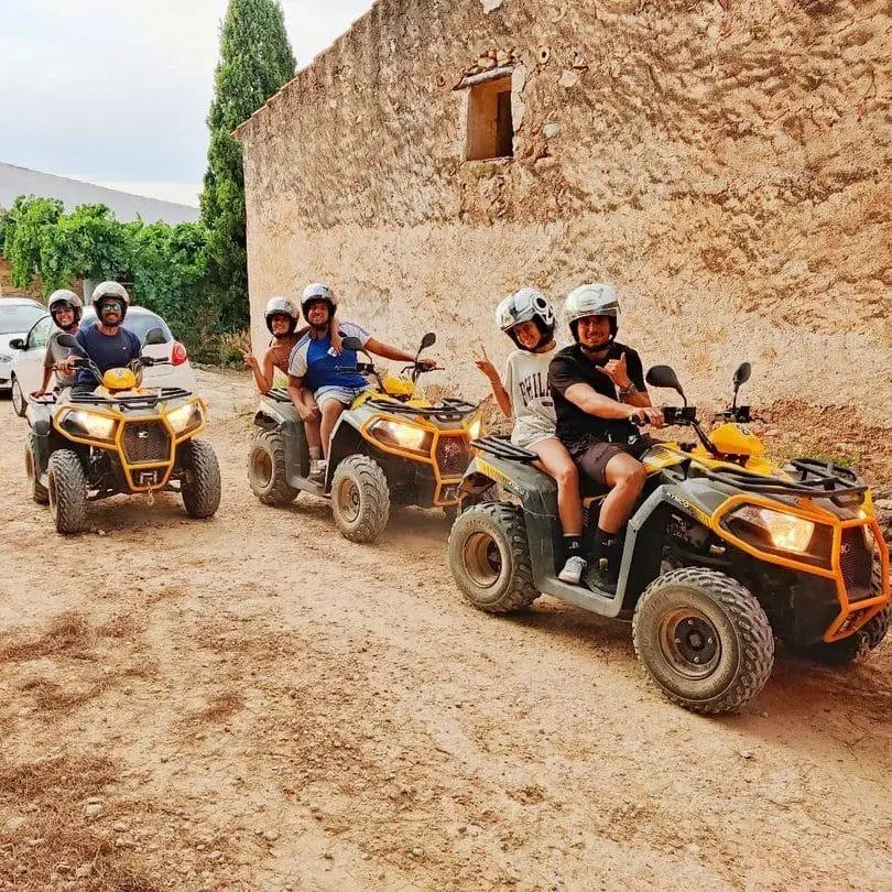 Grupo en quad